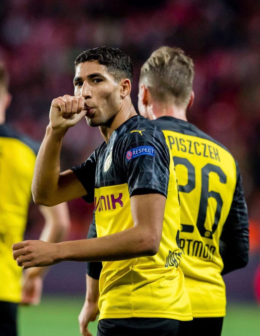 Player, Football player, Team sport, Soccer player, Sports equipment, Ball game, Sports, Championship, Tournament, International rules football, 