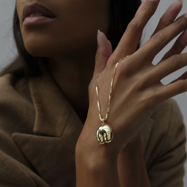 Eco-Chic Adornments: Sustainable Jewelry Brands