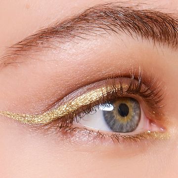 Gold eyeliner