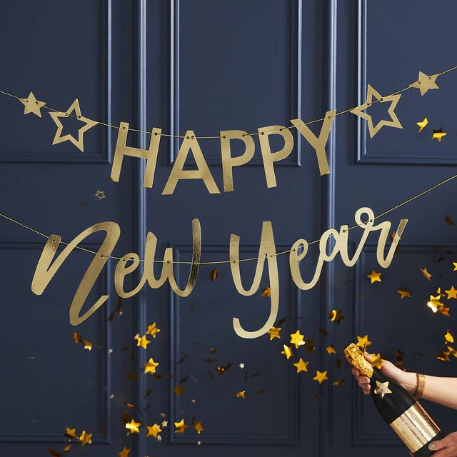 Last Minute New Year\'s Eve At Home Party Decorations You Can Buy