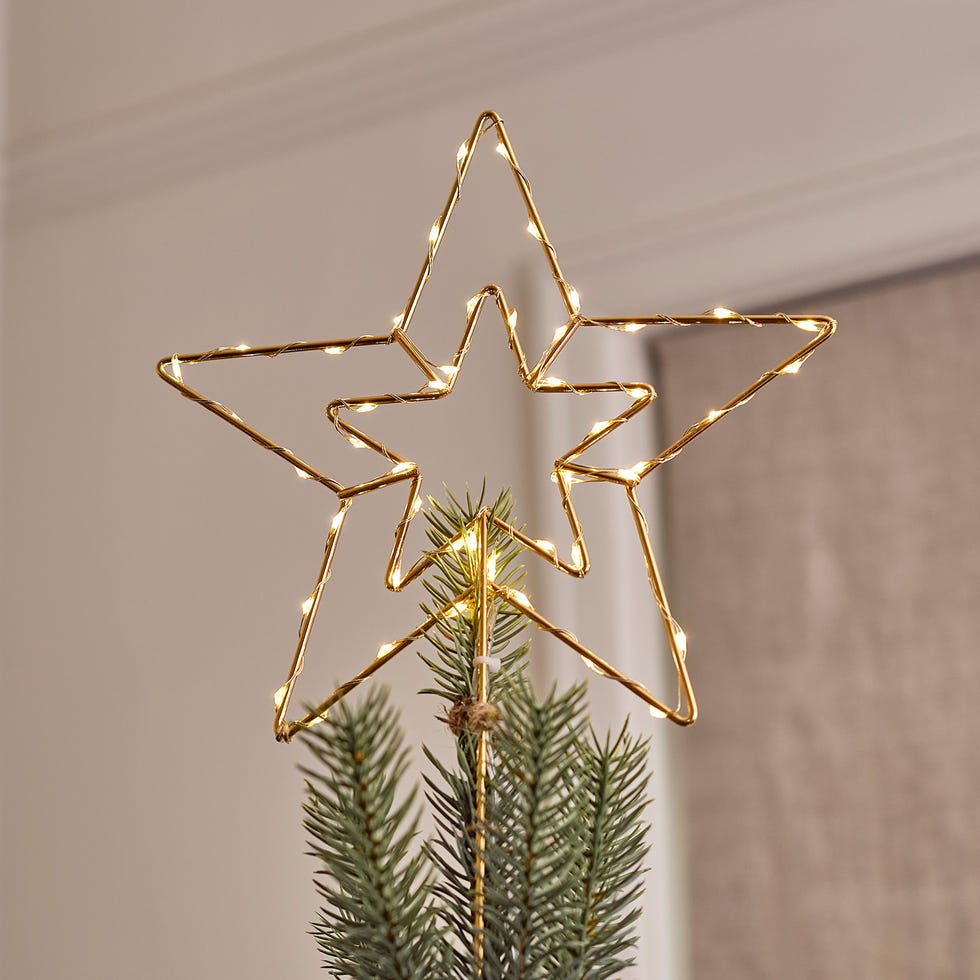 gold star led tree topper, £1599, lights4fun
