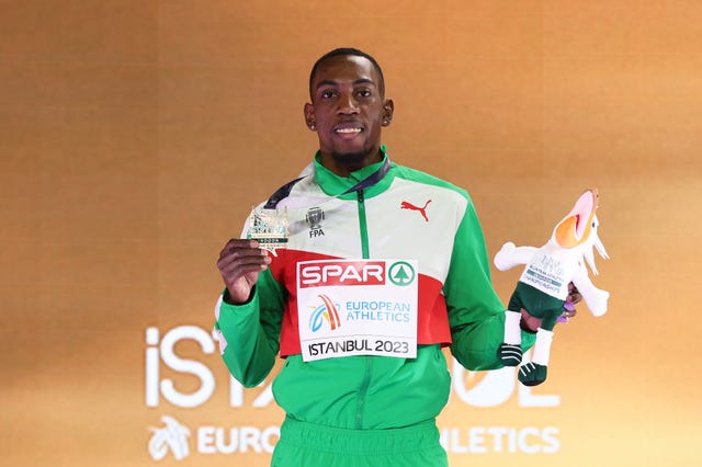 pedro pablo pichardo y los atletas que compra portugal