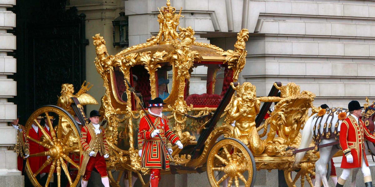 gold state coach