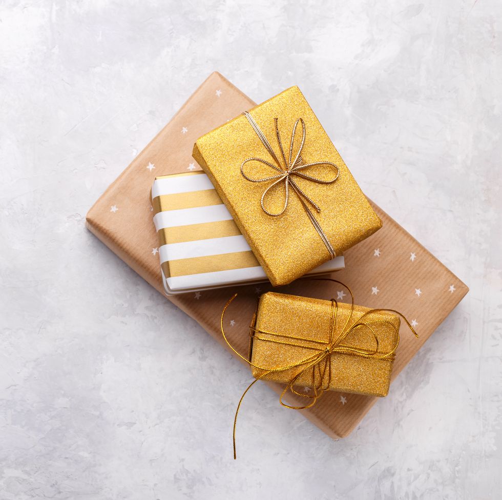 golden gift boxes