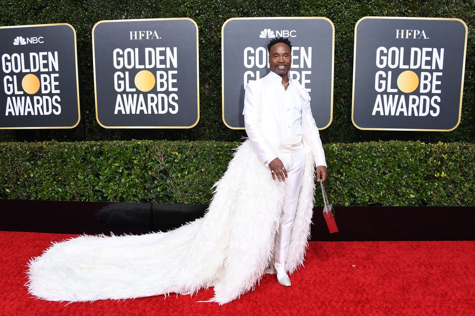 Succede anche alle migliori celeb di inciampare sul red carpet su una buccia di banana tra vestiti e look sbagliati, scopri tutti i flop dei Golden Globe 2020.