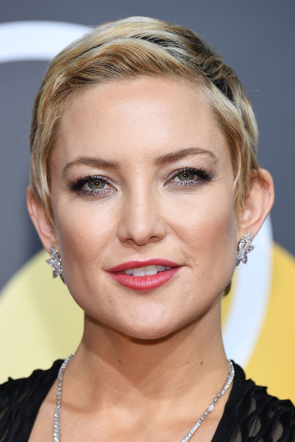 Kate Hudson: “The shaved head awesome”
