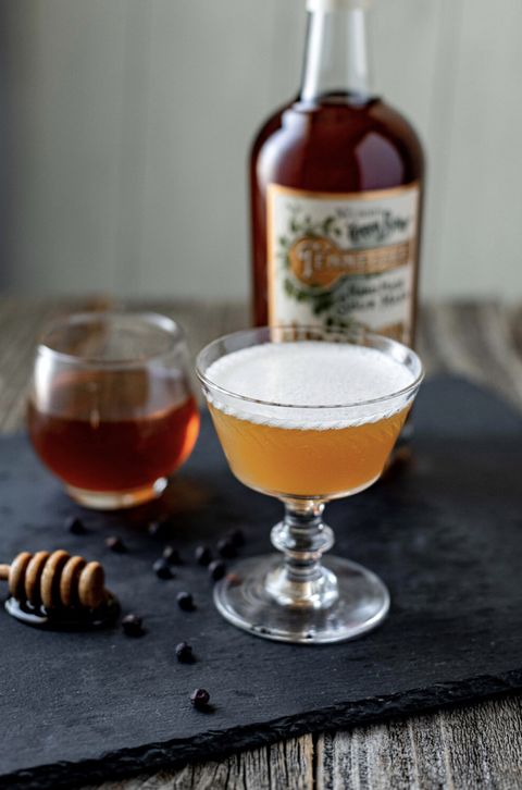 golden tail cocktail