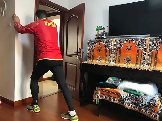 marathon runner miles in living room