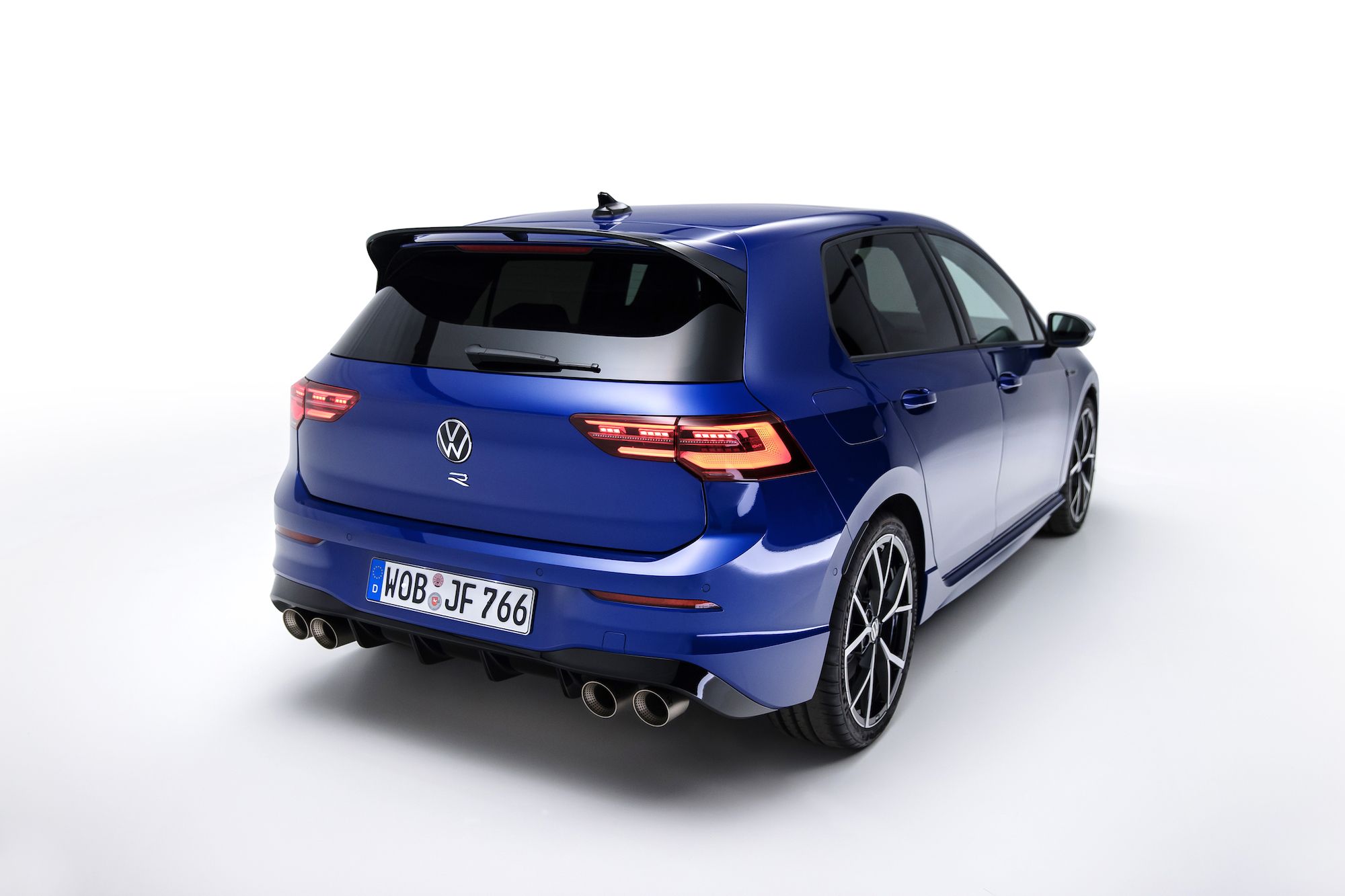 🏁 on X: Volkswagen Golf 8 R 🍑  / X
