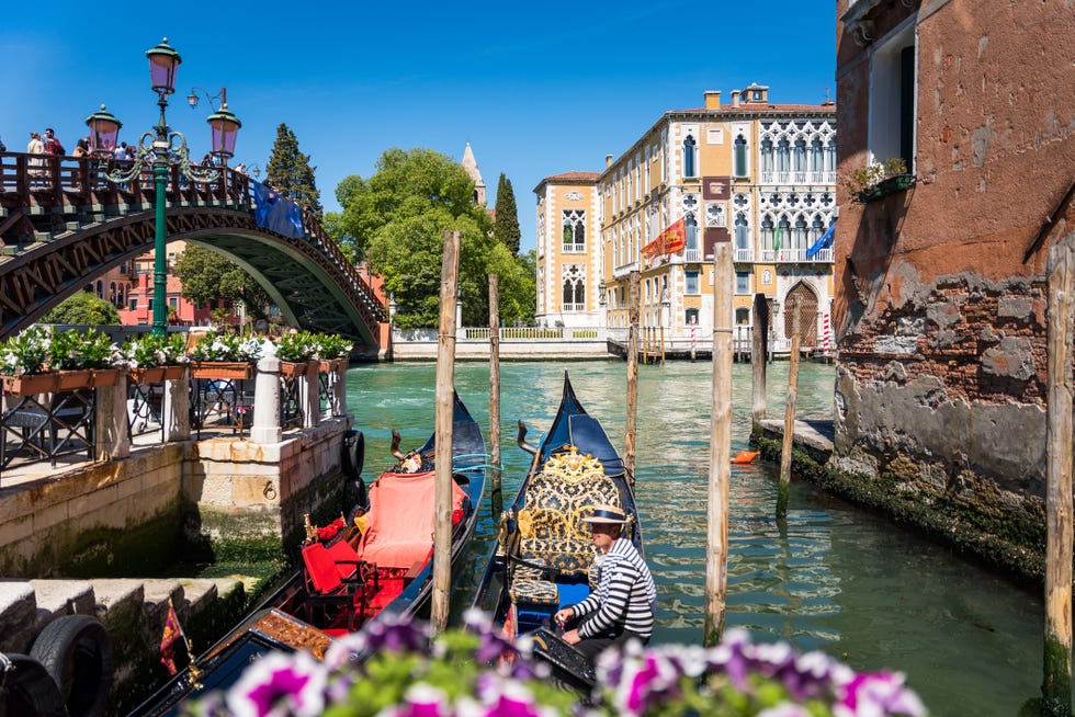 venice off peak holidays to places out of season