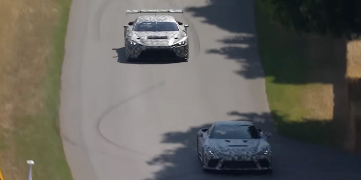 www.caranddriver.com