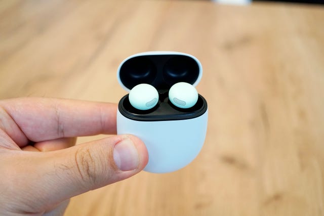 google pixel buds pro 2 review