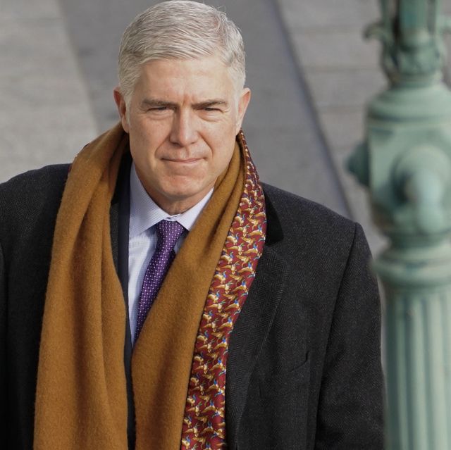washington, dc   january 20 
justice neil m gorsuch arrives at the us capitol ahead of the inauguration of president joe biden on january 20, 2021 in washington, dc after todays inauguration ceremony joe biden becomes the 46th president of the united states photo by melina mara   poolgetty images