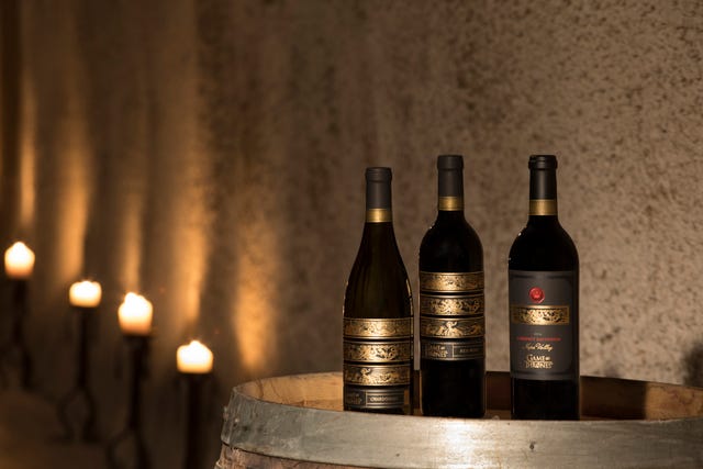 Bottle, Wine bottle, Drink, Alcohol, Glass bottle, Alcoholic beverage, Wine, Distilled beverage, Liqueur, Winery, 