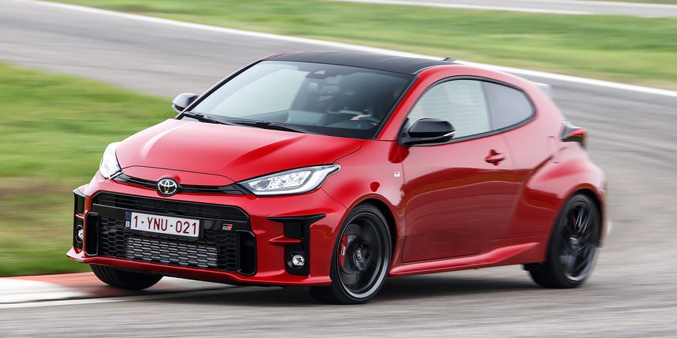 gr-yaris-circuito-06-1605349367.jpg