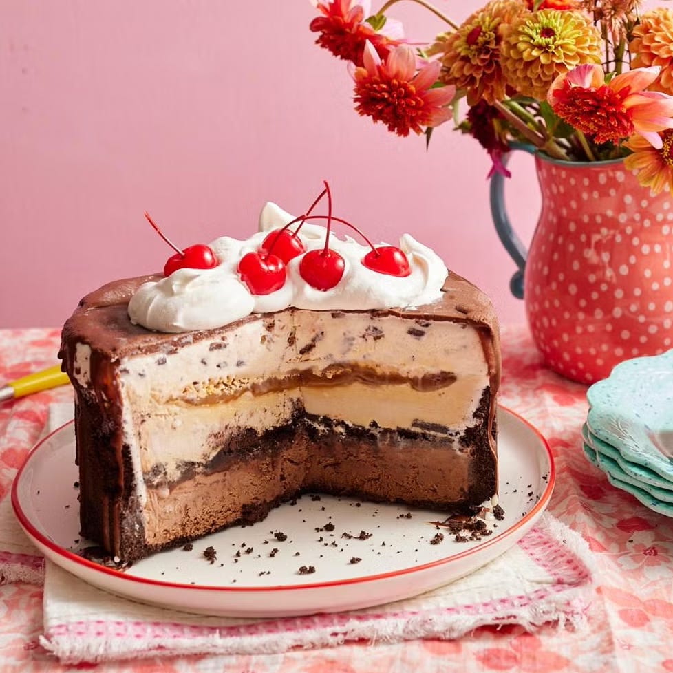 ice cream cake graduation dessert