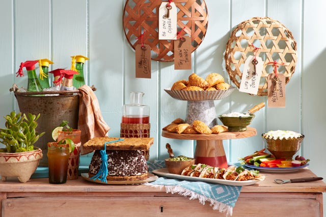 36 Graduation Party Food Ideas That Say "You Did It!"