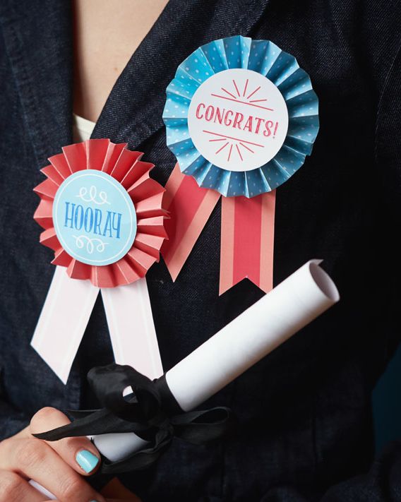 graduation party ideas award ribbons