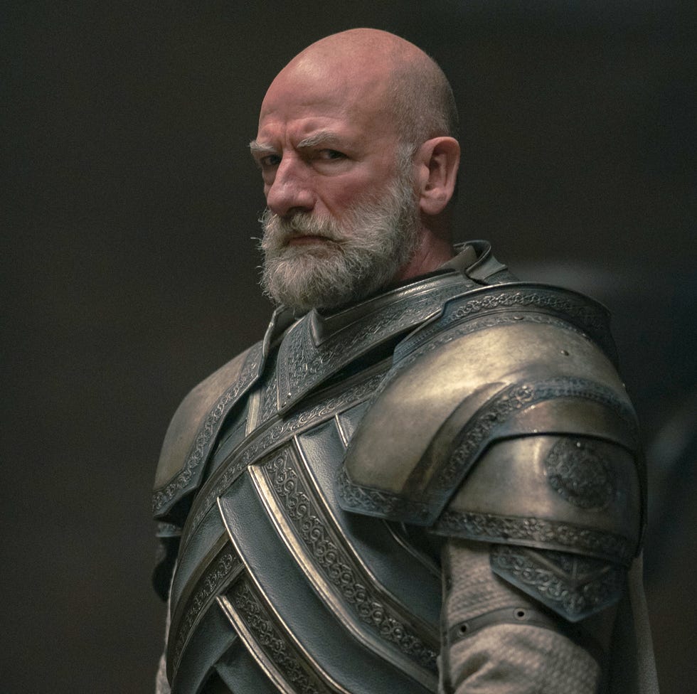 House of the Dragon' star Graham McTavish sleeps next to his giant sword