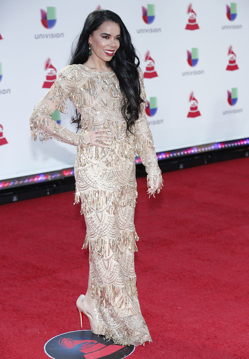 Red carpet, Carpet, Clothing, Flooring, Dress, Fashion, Premiere, Long hair, Haute couture, Formal wear, 