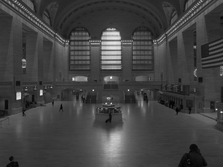 Grand Central Station, 10 am