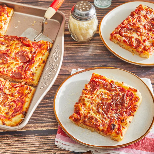 Fluffy Sheet Pan Pizza Recipe (1 hour!)