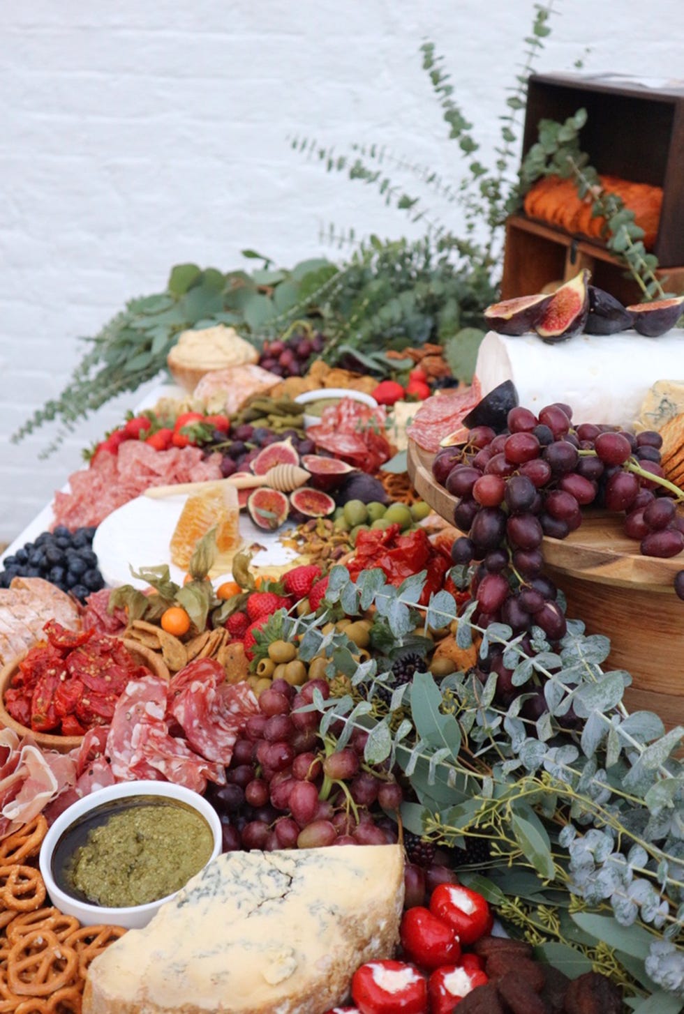 Food, Natural foods, Still life, Dish, Cuisine, Vegetarian food, Superfood, Plant, Produce, Grape, 