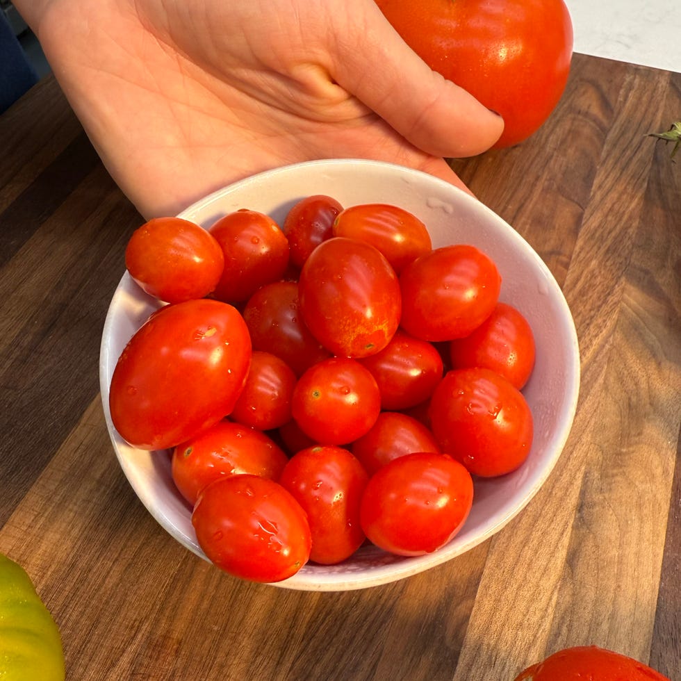 types of tomatoes