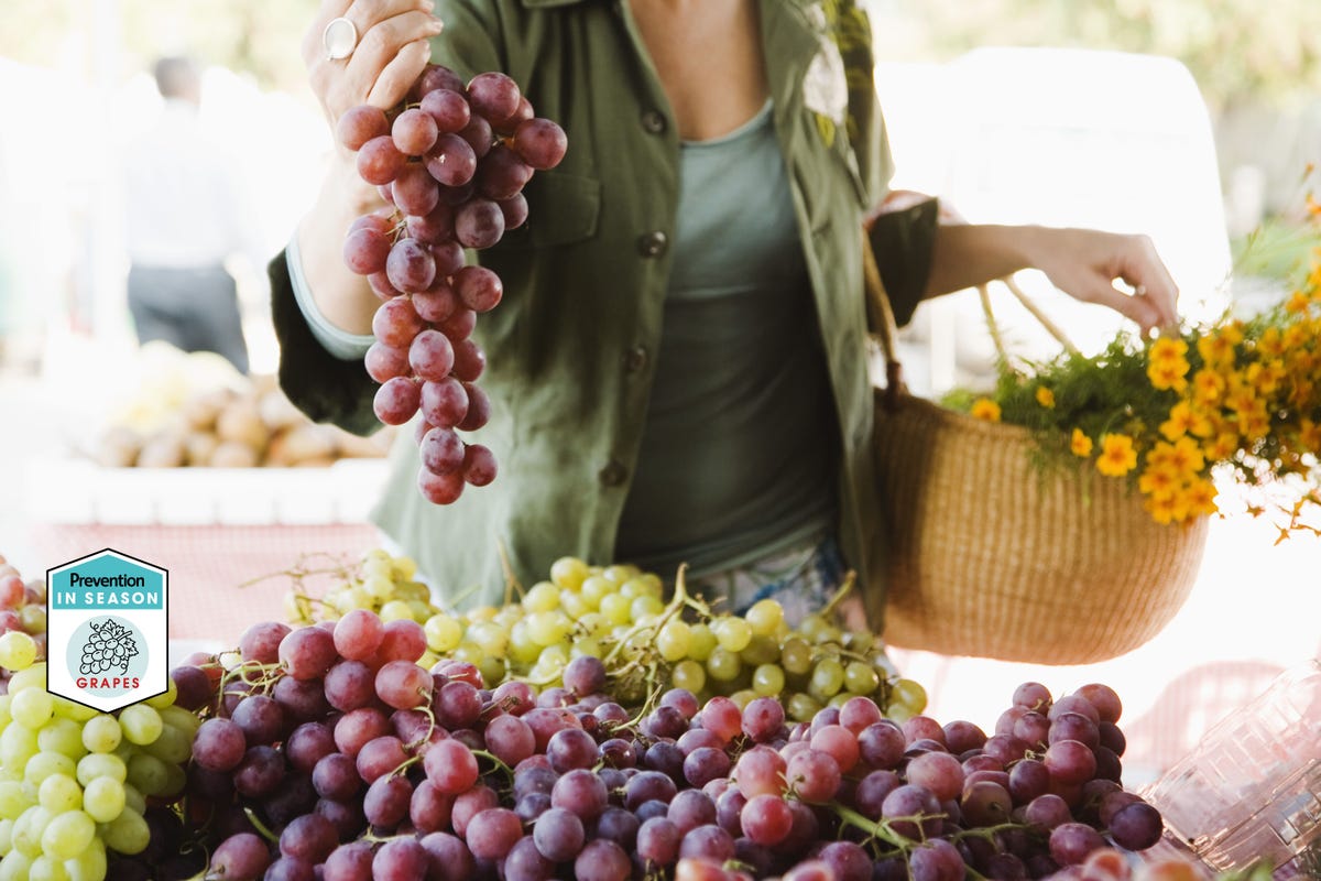 All the Surprising Health Benefits of Eating Grapes this Fall