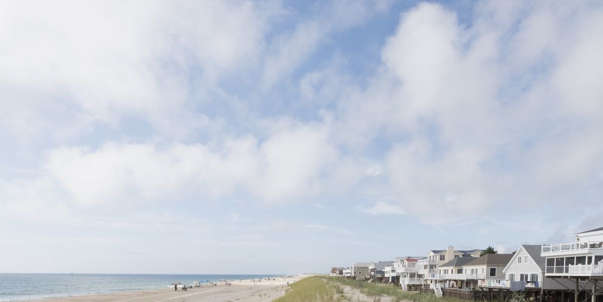 20 U.S. Towns Where You Can Afford To Buy a Beach House in 2025