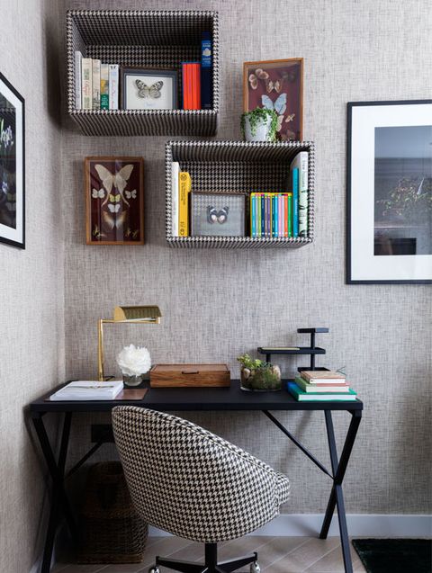 Shelf, Furniture, Room, Interior design, Shelving, Wall, Table, Desk, Living room, Home, 