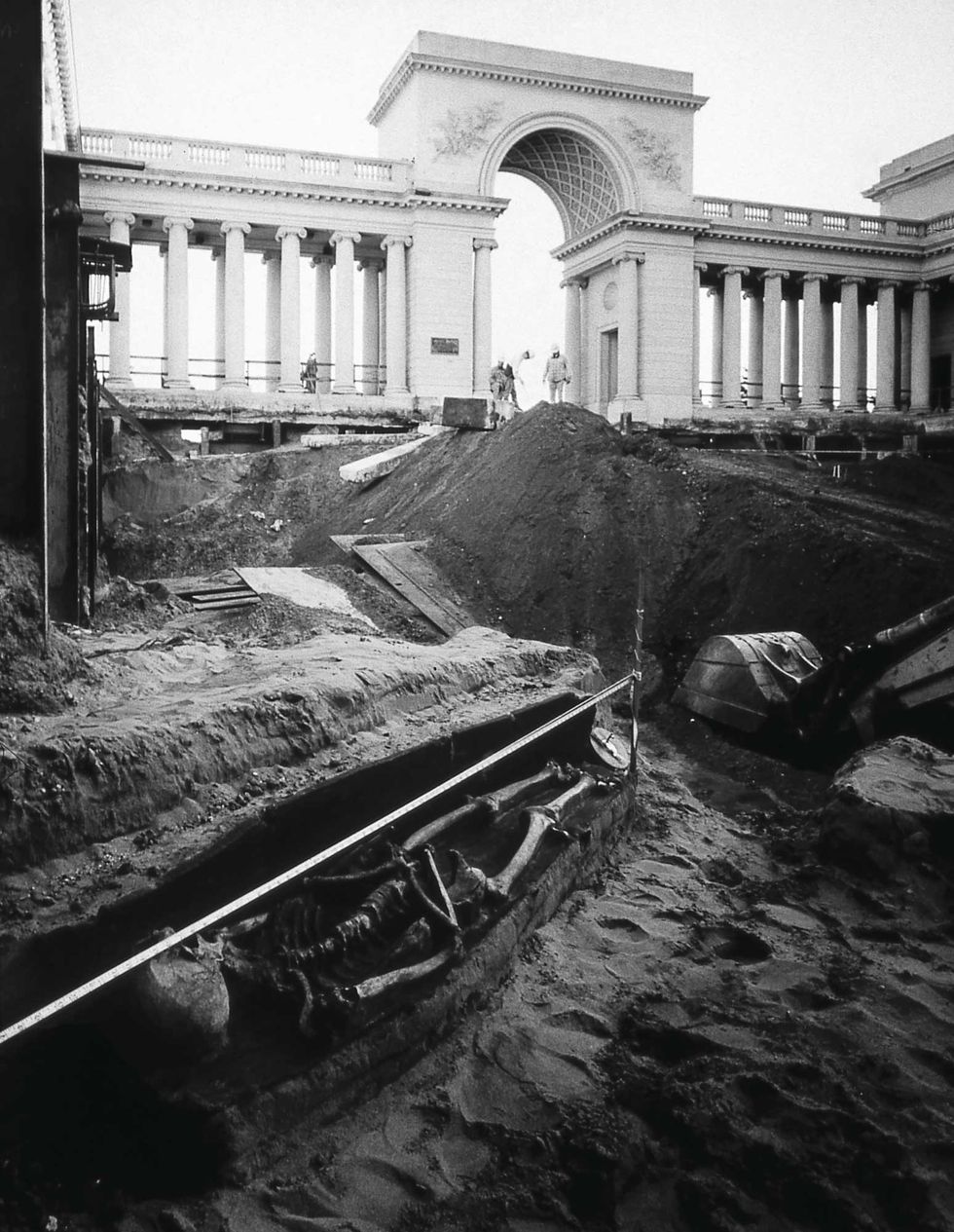 one of the graves uncovered by a backhoe during the renovation of the legion of honor museum in the early 1990s