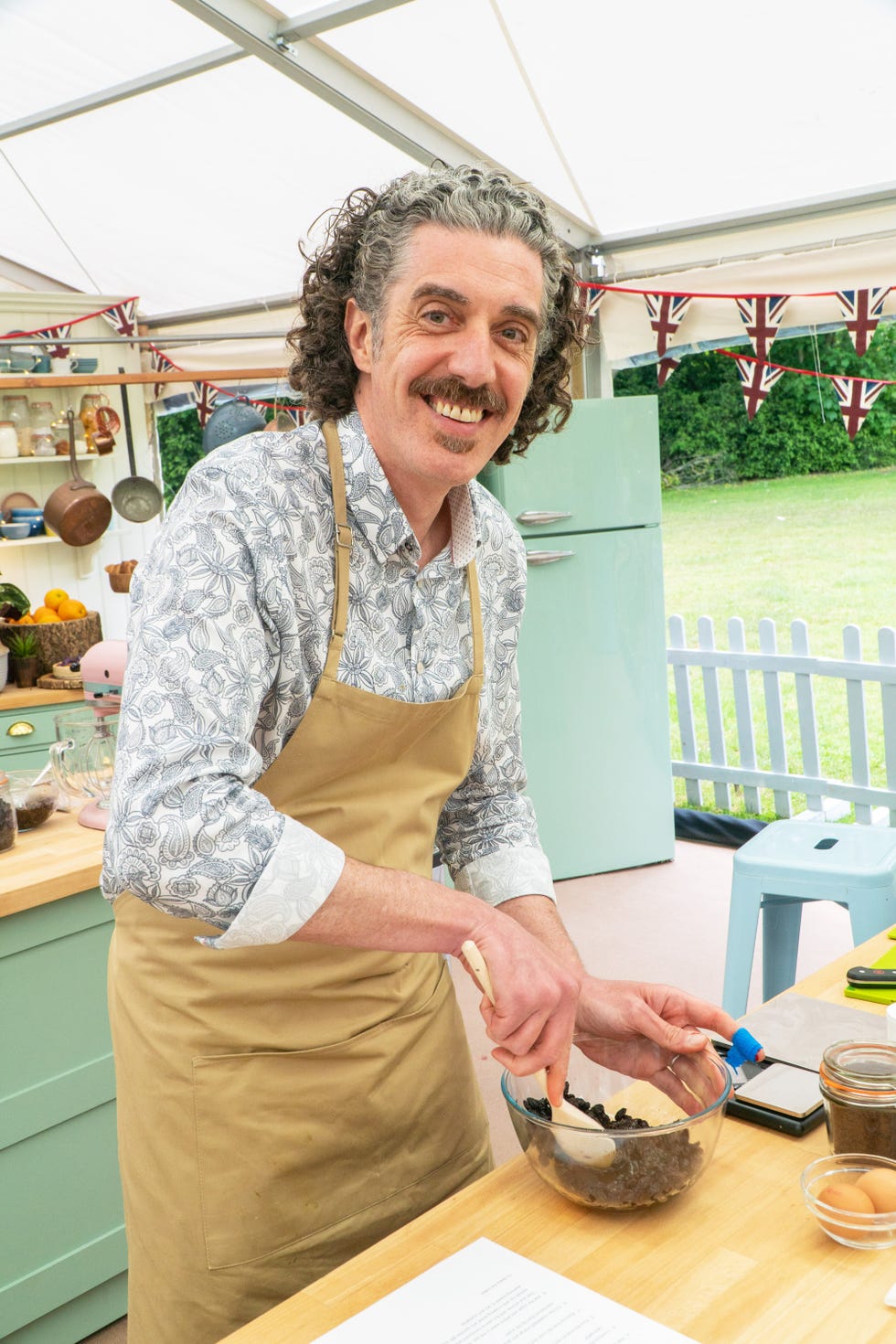 giuseppe, great british bake off contestant