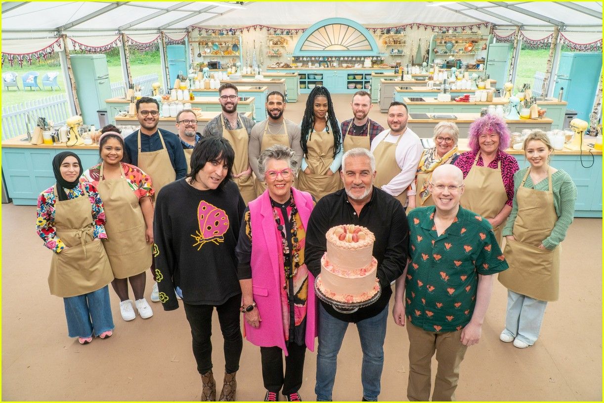 Who Are The Hosts Of The Great British Baking Show This Year? image