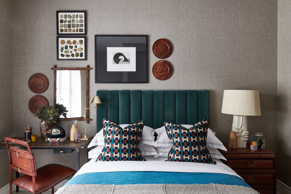 Luxury London penthouse with an interior by Hubert Zandberg