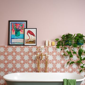 omnia bath, bc designs, bathroom with green bathtub and pink and white star tiles