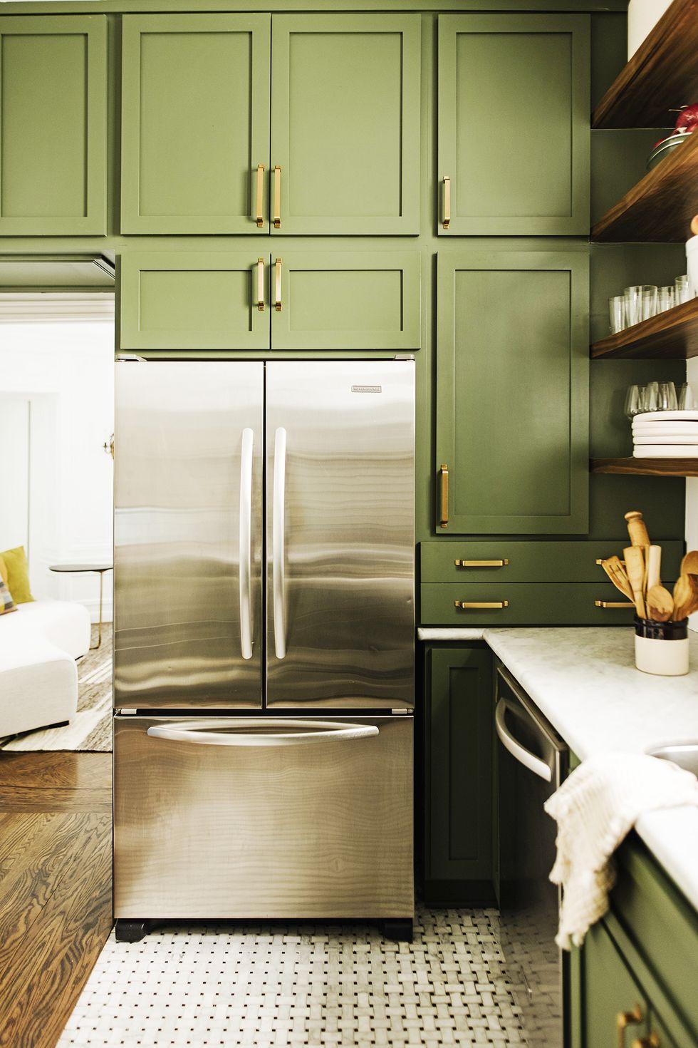 Country style kitchen with mint green, olive green accents  Sage green  kitchen, Green kitchen, Green kitchen accessories
