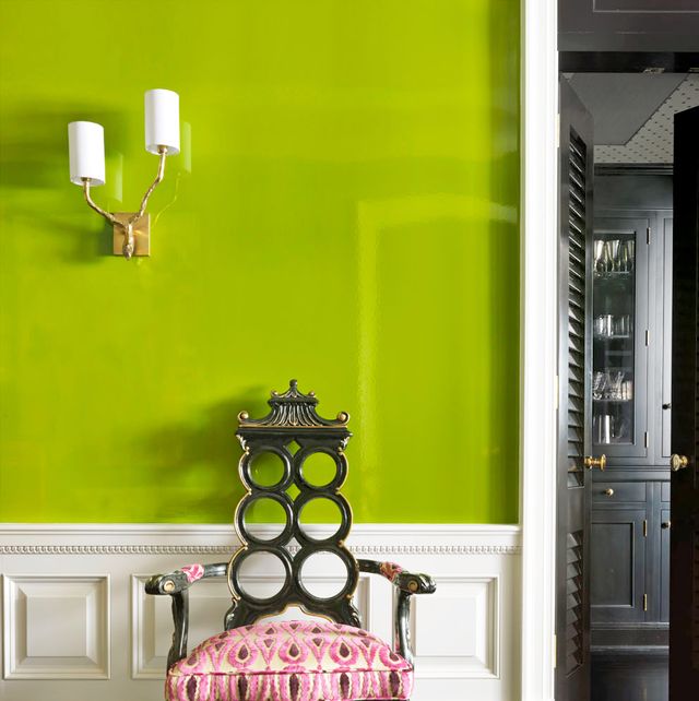 12 Green Exterior House Colors to Fawn Over