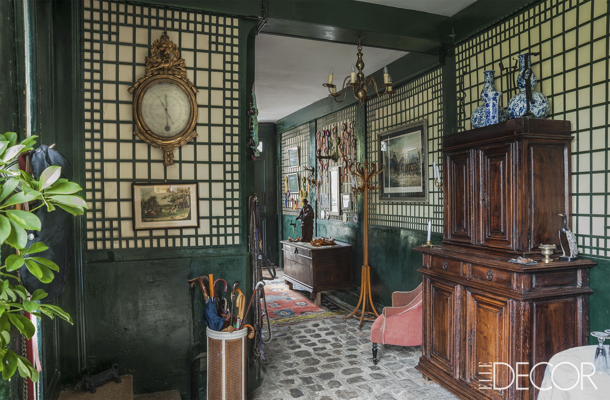 vintage green room