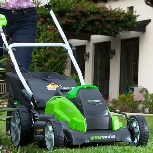 greenworks 25223 cordless lawn mower