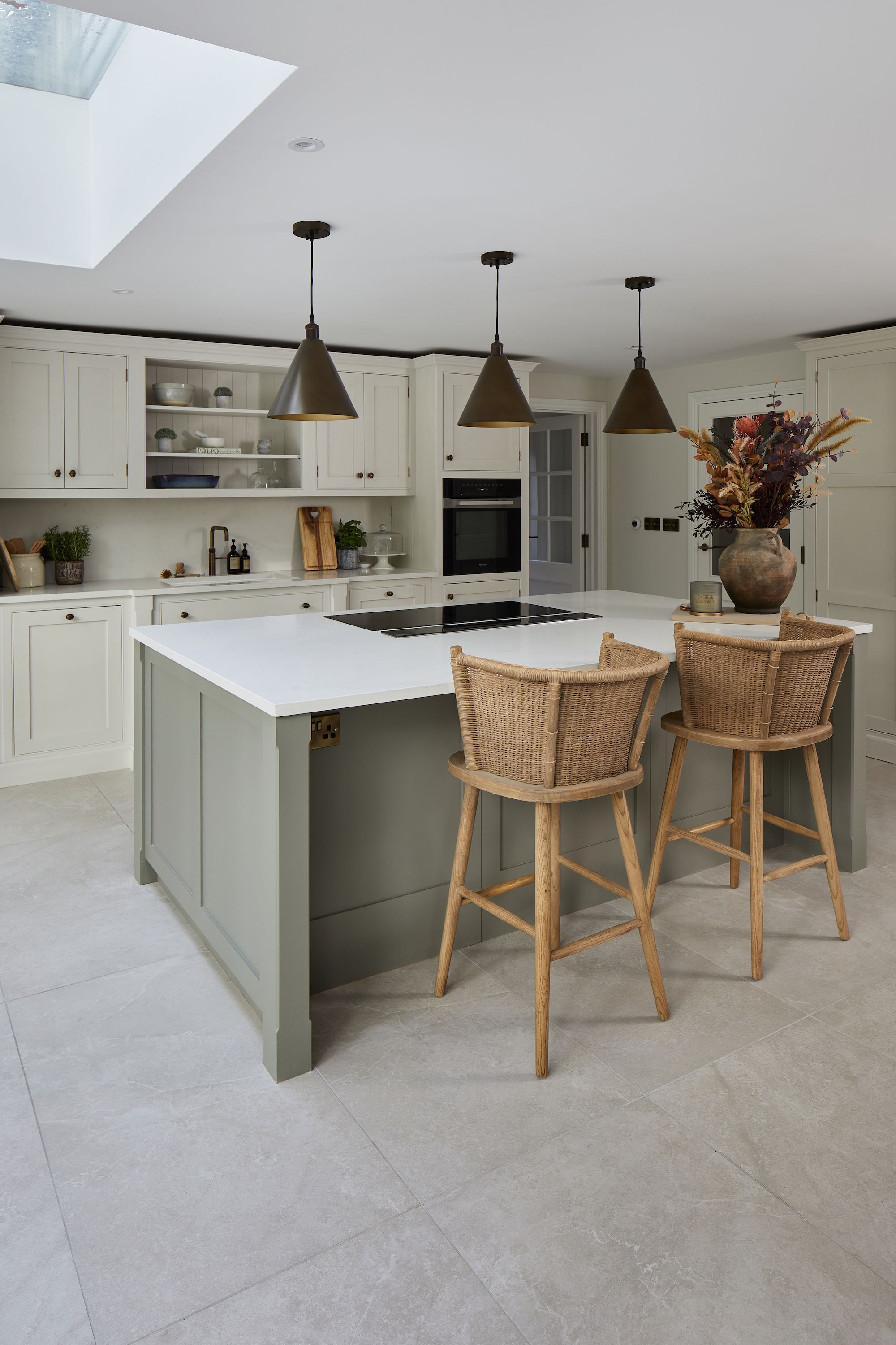 Grey Kitchen Design: Tips to Use Grey Colour in Modern Kitchens