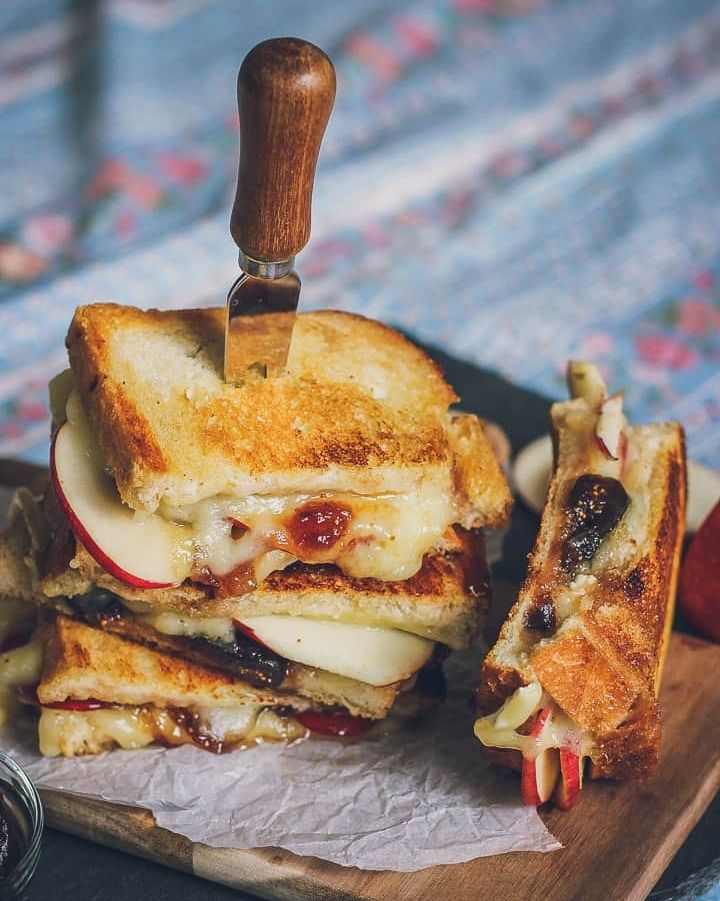 brie grilled cheese with fig jam and cheese knife