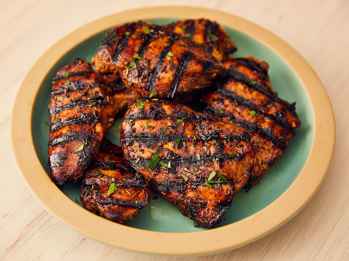 https://hips.hearstapps.com/hmg-prod/images/grilled-chicken-horizontal-1532030541.jpg?crop=0.8890666666666666xw:1xh;center,top&resize=1200:*