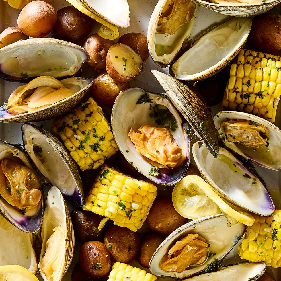 Best Grilled Clam Bake Foil Packs Recipe - How To Make Clam Bake