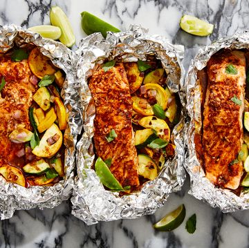 grilled honey chipotle salmon foil packs with summer squash