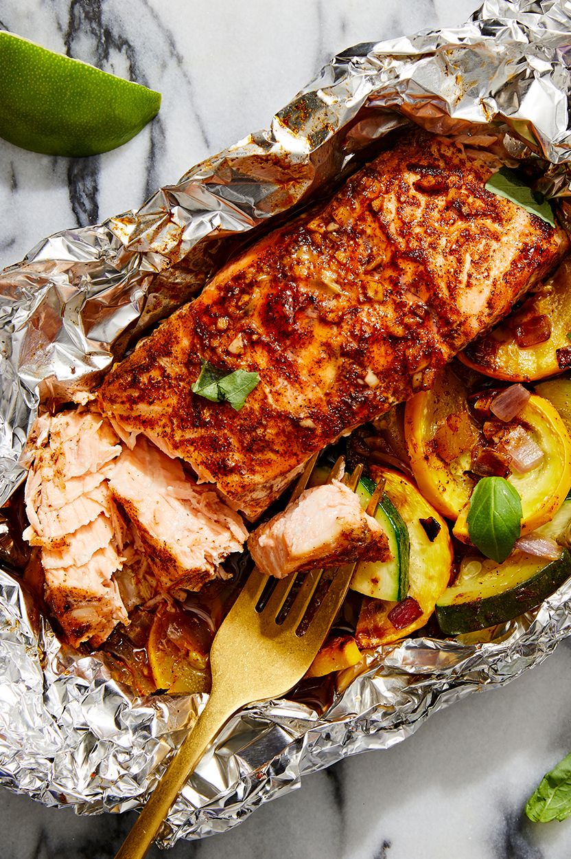 grilled honeychipotle salmon foil packs with summer squash