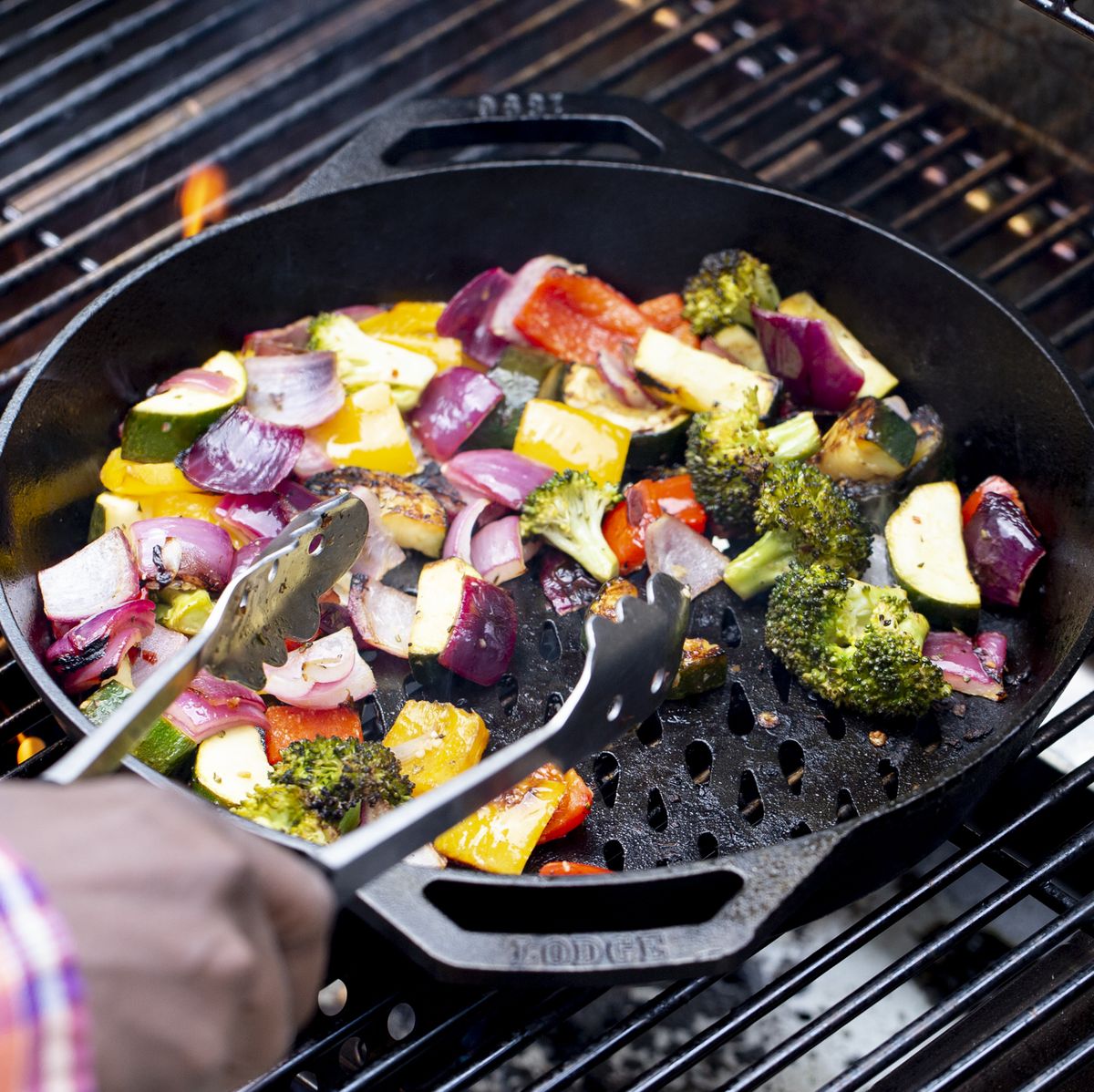 Lodge's Cast Iron Grill Press Will Help You make the Best Grilled