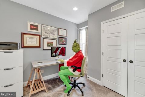 The Grinch helps one Baltimore real estate team sell a sweet three bedroom