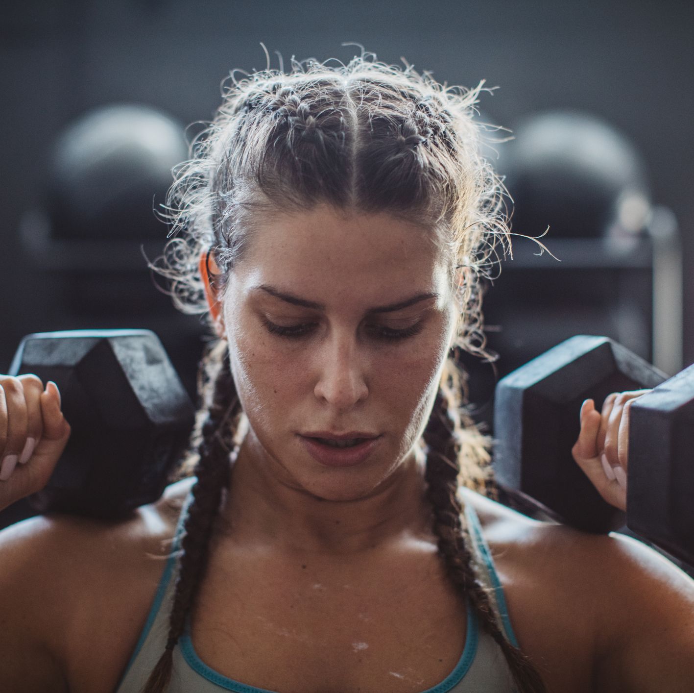 Female Muscle Growth: Tips for Strength & Fitness
