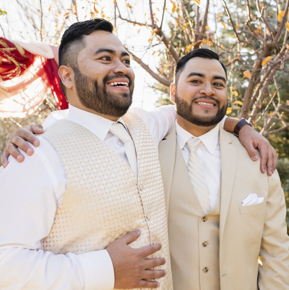 groom and best man at outdoor wedding